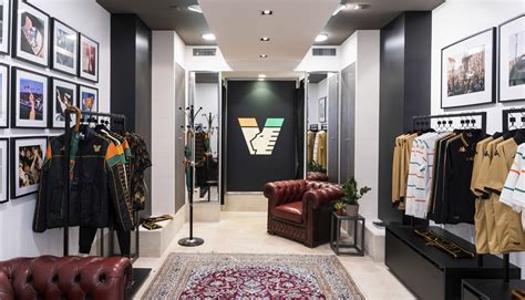 Venezia FC Open up New Flagship Store at Rialto Bridge, Venice.